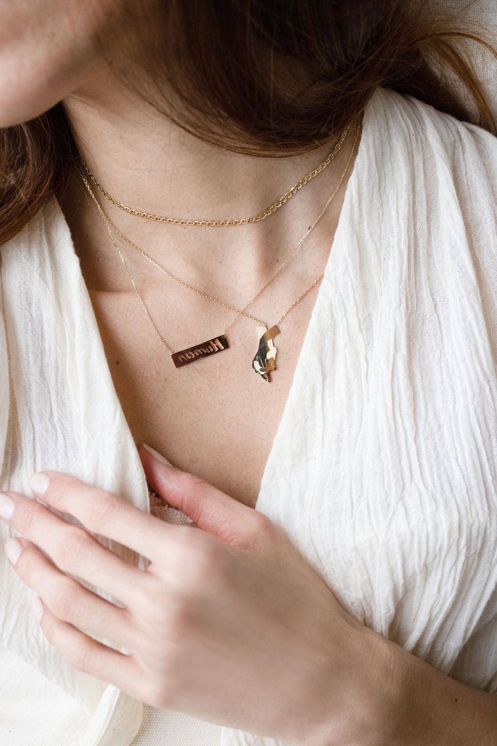 Holding Hands Pendant Necklace