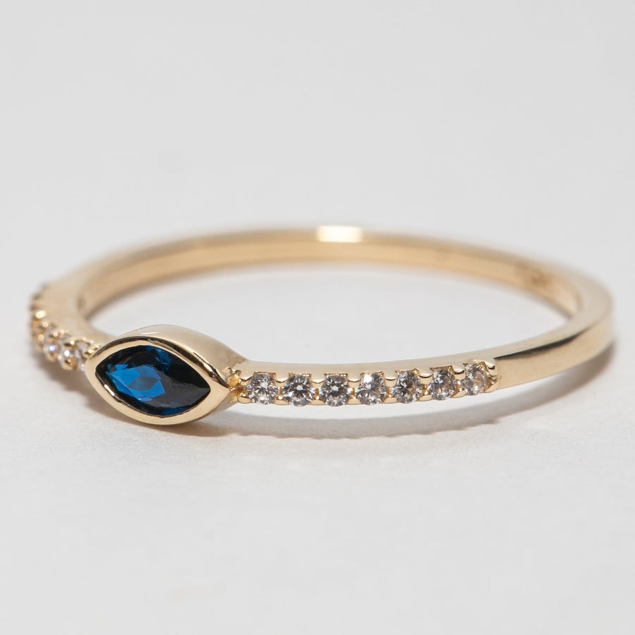 Sapphire Ring (14K Gold)